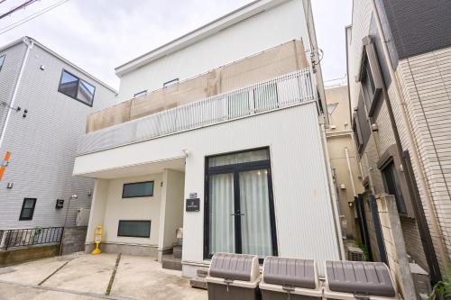 Luxury Tokyo Villa 102 sqm, Free Parking, 8 Min to Station, Near Skytree,3BR