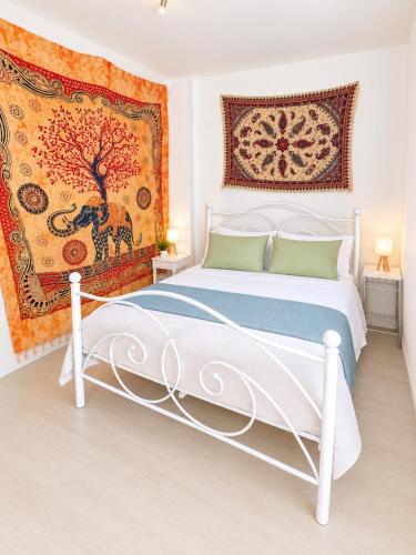 Spacious 2BR Boho Zen House with Private Garden