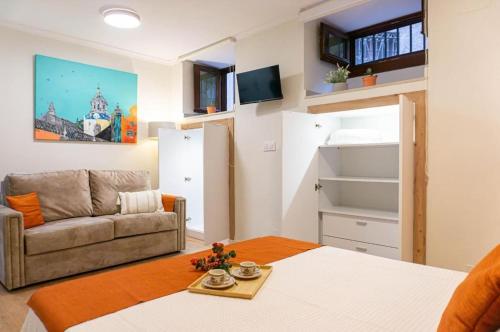 Boutique apartment next to the Cathedral and the Giralda