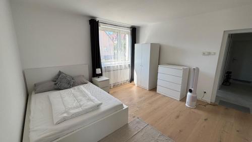 Fully furnished 1 bedroom apartment in Linz
