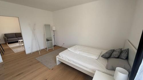 Fully furnished 1 bedroom apartment in Linz