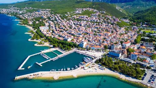 Sea view apartman Antonija 1 by Villas Guide