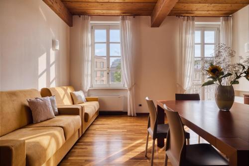 The Charm of Old Milan - Historic Palazzo with Duomo View