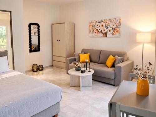 Centro Rhodes Apartment