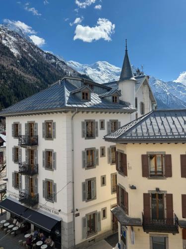Historic Chamonix Flat - Mont Blanc View with Balcony