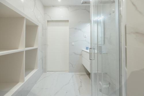 Modern Lapa Duplex Apartments by Vacationy