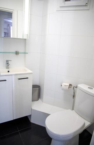 Comfortable 3-room apartment with beautiful view, Paris 5th arrondissement