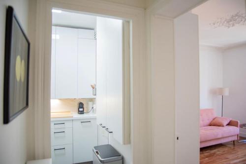 Comfortable 3-room apartment with beautiful view, Paris 5th arrondissement