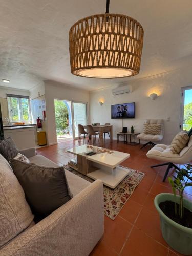 Casa Gatu Verdi-Garden Apartment with Pool