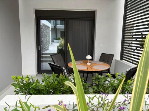 Evion Wave Pool Residence