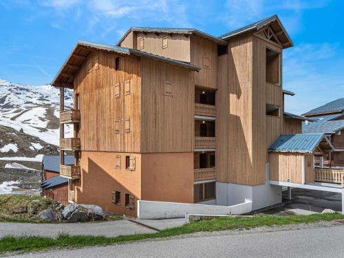 Appartement spacieux pour 6, proche pistes, parking et wifi