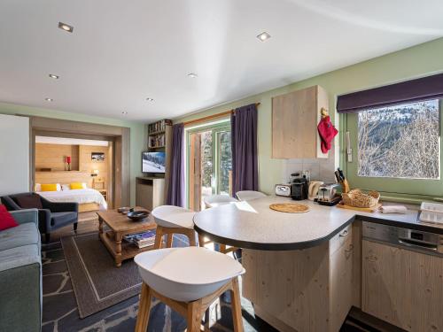Appartement calme, terrasse et parking, proche pistes