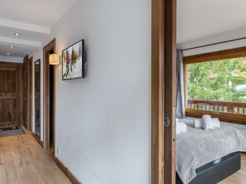 Appartement rénové 4 pers à 100m des pistes avec balcon et parking