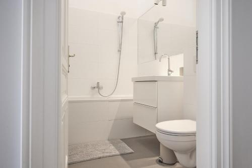 1BR apartment near U3 metro with direct connection to city center