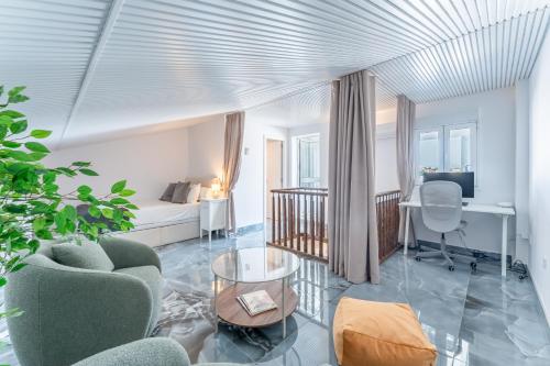 VT Montemar 3BR Duplex with Views