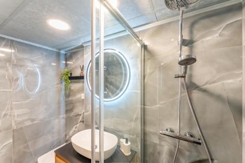 VT Montemar 3BR Duplex with Views