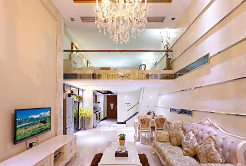 Barton International Residence Guangzhou - located in the city center adjacent to Beijing Road Pedestrian Street and Dafo Temple and close to the subway