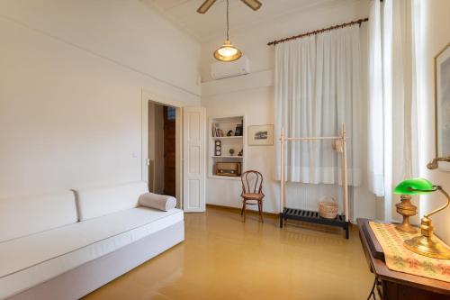 Nafpliou Chora, 1840 Seafront Mansion, Old Town