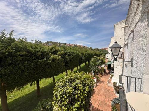 Adorable apartment next to Duquesa Port