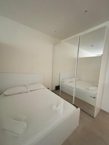 Linate Design Loft 50 mt metro M4 I Duomo 10min - WiFi I free parking