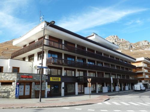 Le Chalet De La Tour - Appartement 2 pièces 6 personnes à Tignes proche des commerces, des pistes et de l'office de toursime dans le quartier des Almes MAE-1692