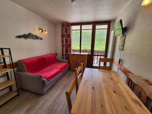 Studio lumineux ski-aux-pieds avec balcon, animaux acceptés