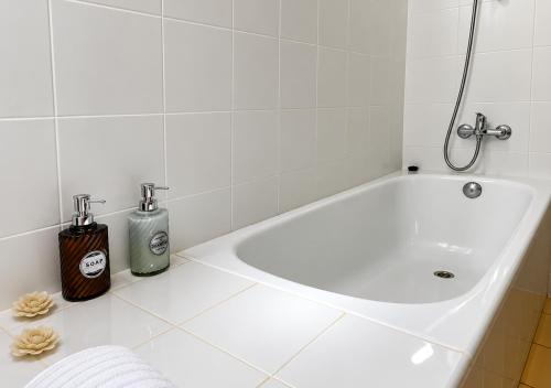 Quarto de Casal Privativo- Room 1