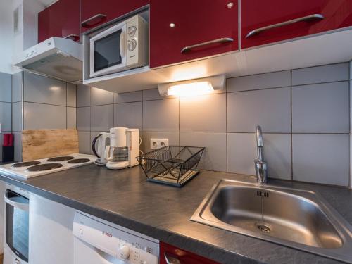 Studio rénové Proche des pistes et des commerces Balcon avec vue montagne
