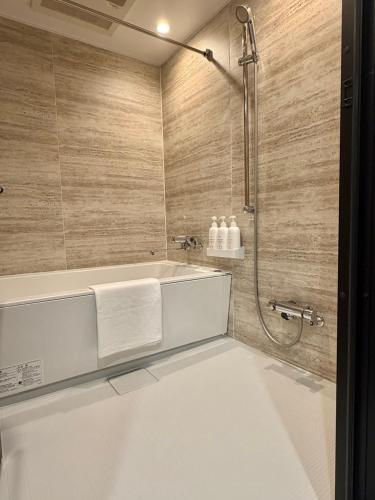 M Suites 502