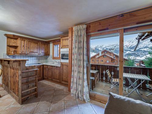 Duplex lumineux 3 chambres avec cheminée à Méribel