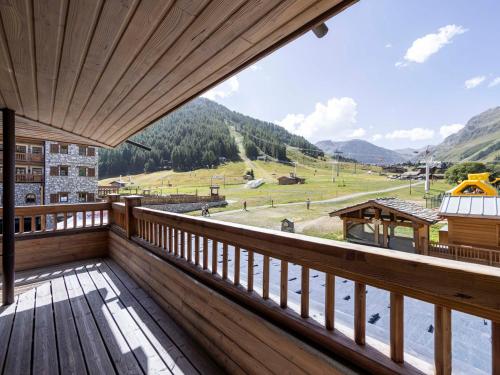 Appartement d'Exception au Front de Neige - Balcon Panoramique, Services Inclus