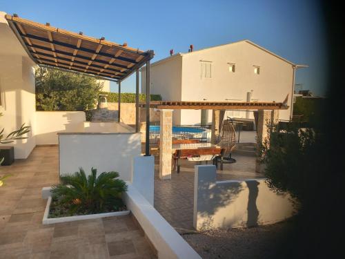 NAVIS San Terase Haus