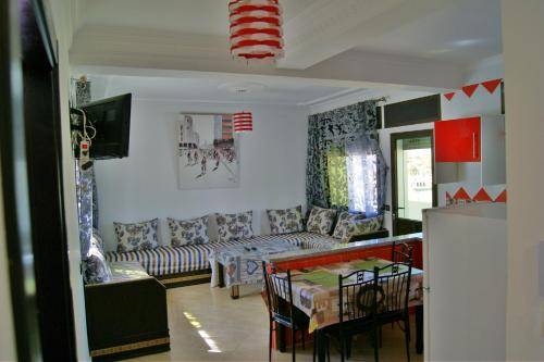 Dining area sa apartment