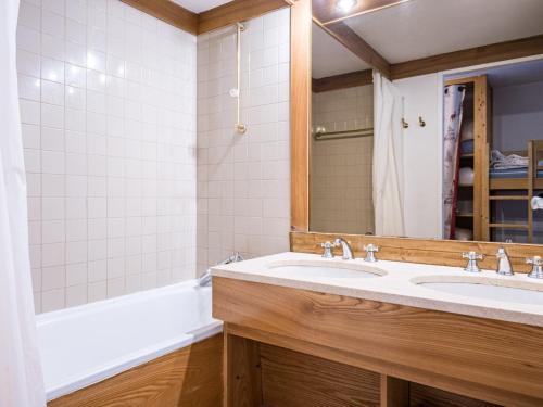 Studio confortable au centre avec balcon