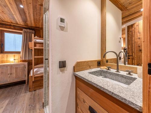 Luxueux appartement avec piscine, WiFi et parking à Val-d'Isère