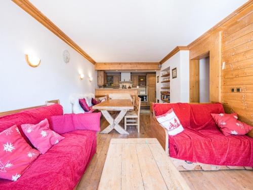 Appartement 3 pièces au Chatelard, accès direct pistes, parking inclus