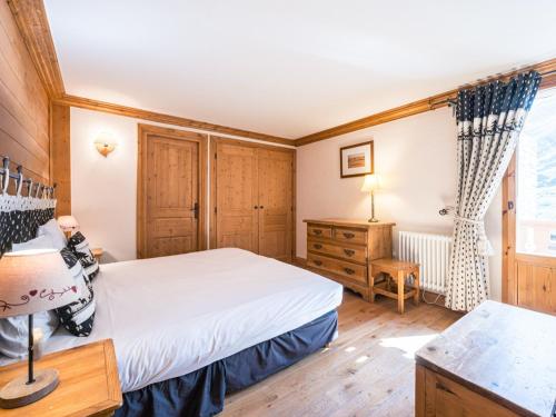 Appartement 3 pièces au Chatelard, accès direct pistes, parking inclus