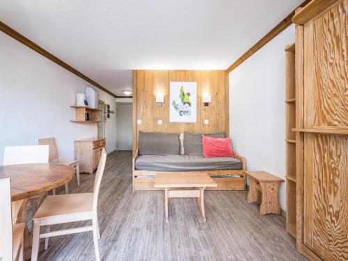 Studio confortable au centre-ville avec balcon