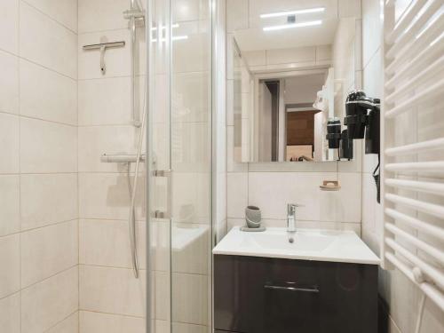 Charmant appartement rénové, cosy, pour 4 pers., exposé sud, skis aux pieds, proche commerces