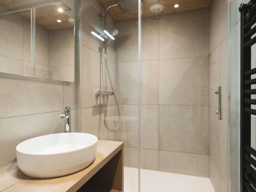 Appartement rénové 34m², 4 pers, 2 ch, au cœur de Val Thorens avec accès pistes et WIFI