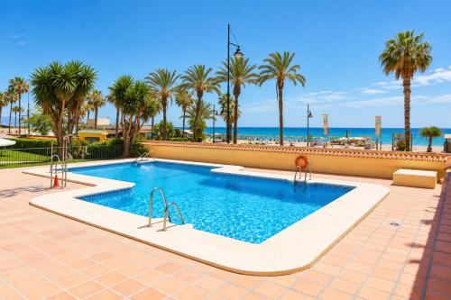 Apartamento con Terraza panorámica frente al Mar