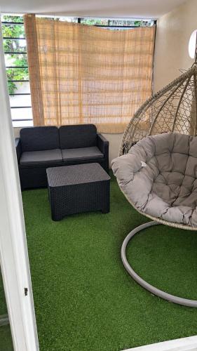 Pointe Rouge Beach Apartment