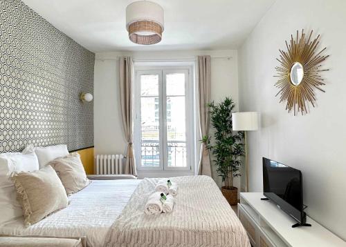 Opera Cozy Studio by Melvane