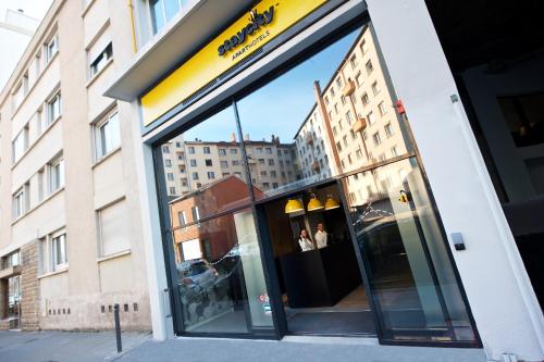 Staycity Aparthotels Lyon Rue Garibaldi photo 48