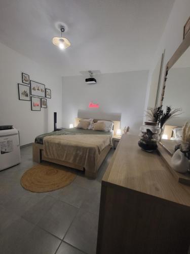 Bright cozy space Fully equipped 4 to 6 guests
