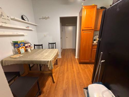 MarMar Apt 9