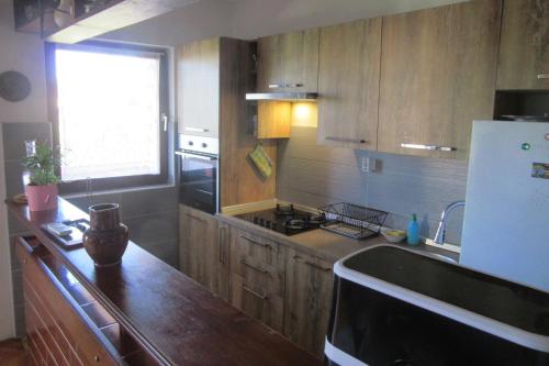 Apartments with parking space Losinj, Losinj - 27995