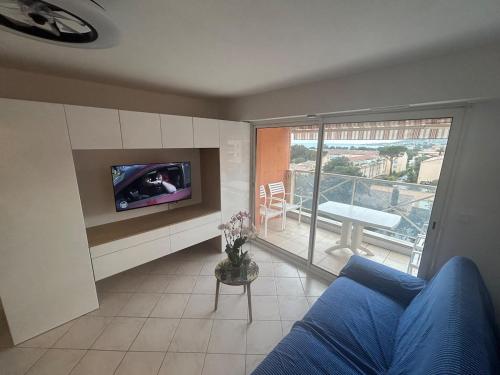 Sea view studio 32