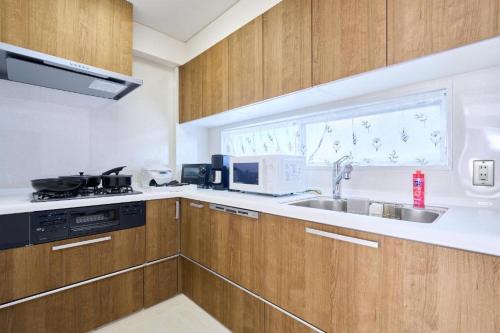 L-140m2,Elevator,Max19pp,2 toilets,Free Wifi