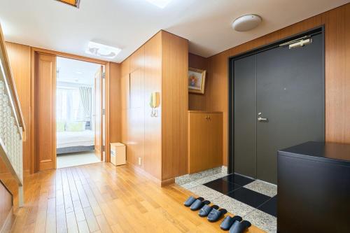 L-140m2,Elevator,Max19pp,2 toilets,Free Wifi